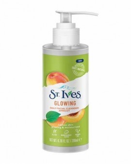 St Ives Glowing Apricot Face Wash - 200ml St Ives Glowing Apricot Face Wash - 200ml